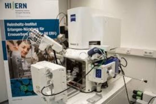 Helmholtz-Institut Erlangen-Nürnberg Helmholtz-Institut Erlangen-Nürnberg