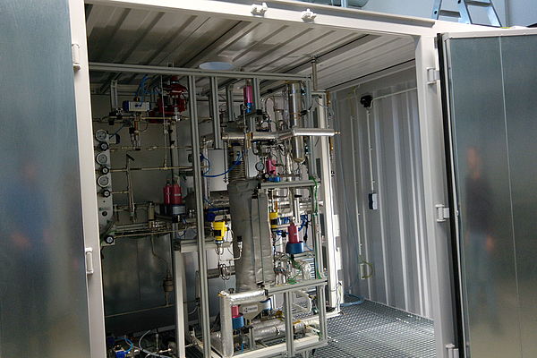 Efficient, stationary hydrogen and energy storage systems