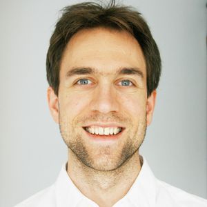 Dr. Daniel Wibbing Dr. Daniel Wibbing