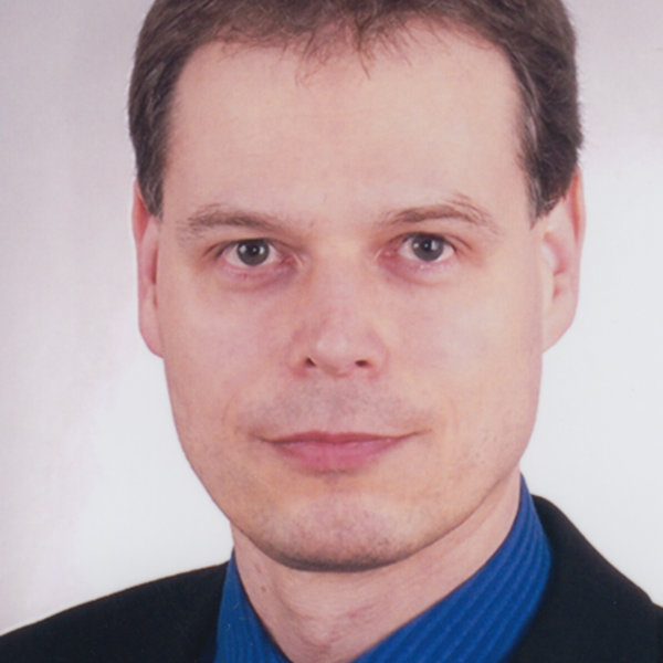 Dr. Peter Bazan